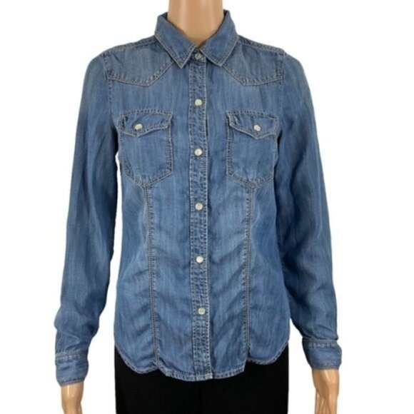 Trouve Nordstrom Chambray Pearl Snap Button Up Perfect shade denim top size XS - Picture 1 of 9